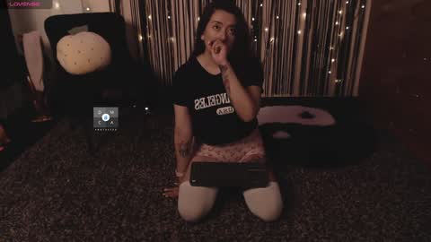 Giovanna online show from February 4, 1:02 am