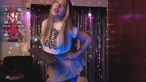 Giovanna online show from October 16, 1:17 am