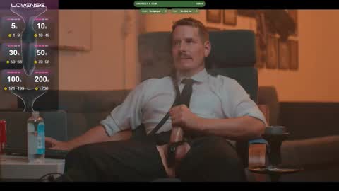 Snapshot of the_dilf chatting on September 30, 2:33 pm The DILF - online show from September 30, 2:33 pm