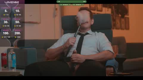 Snapshot of the_dilf chatting on November 8, 2:06 pm The DILF - online show from November 8, 2:06 pm