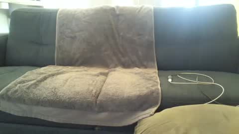 the_love_log online show from September 24, 7:33 am