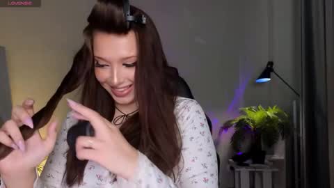 Snapshot of thebbylu chatting on September 26, 11:58 am Lucy online show from September 26, 11:58 am