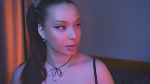 Snapshot of thebbylu chatting on September 30, 11:37 am Lucy online show from September 30, 11:37 am