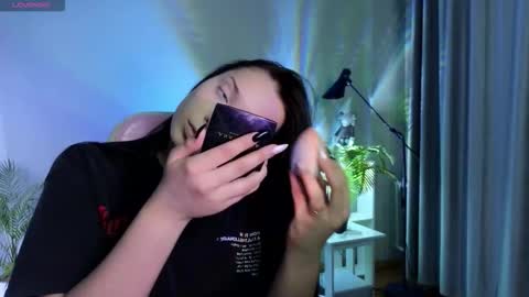 Snapshot of thebbylu chatting on October 14, 12:06 pm Lucy online show from October 14, 12:06 pm