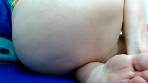    Karla    online show from December 16, 3:08 am