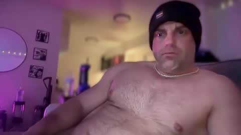 Snapshot of thebuzz777 chatting on January 30, 11:33 am theBuzz777 online show from January 30, 11:33 am