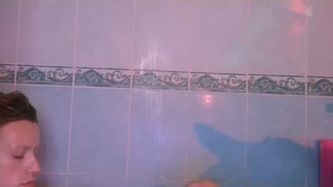 Yolanda online show from December 11, 10:06 pm