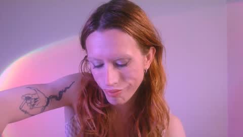 Yolanda online show from December 28, 5:14 pm