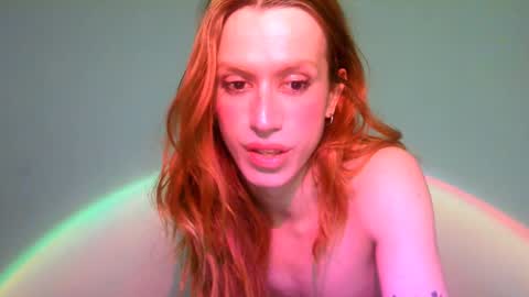 Yolanda online show from February 2, 11:21 pm