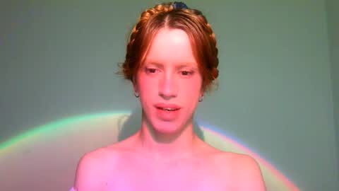 Yolanda online show from February 13, 7:21 pm