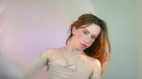 Yolanda online show from March 8, 7:20 pm