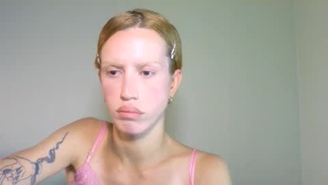 Yolanda online show from September 8, 5:23 pm