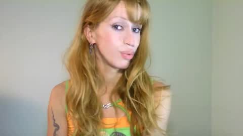 Yolanda online show from September 11, 9:04 pm