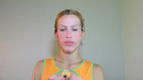 Yolanda online show from October 11, 7:12 pm