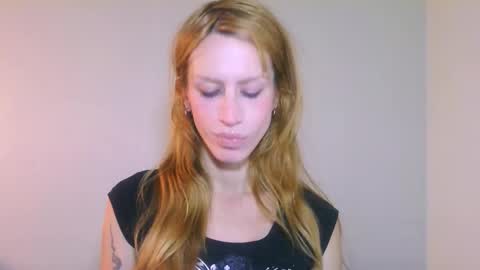 Yolanda online show from October 26, 6:14 pm