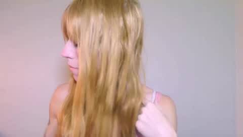 Yolanda online show from November 10, 4:39 pm