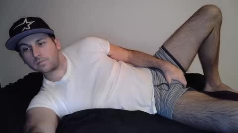 Theetwohander online show from February 17, 2:31 am