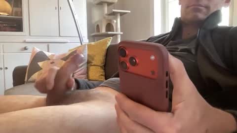 Snapshot of thegermanguy81 chatting on November 27, 11:01 am thegermanguy81 online show from November 27, 11:01 am