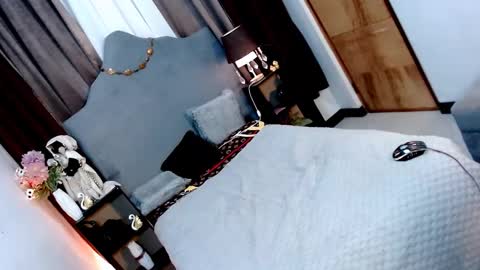 Snapshot of thegreatkelsey chatting on October 12, 5:56 pm thegreatkelsey online show from October 12, 5:56 pm