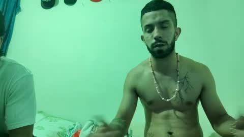 thehousedog online show from February 23, 12:08 am