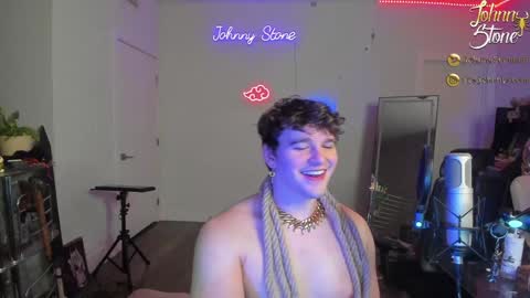 Snapshot of thejohnnystone chatting on December 16, 4:23 am Johnny Stone online show from December 16, 4:23 am