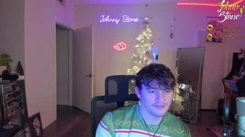Snapshot of thejohnnystone chatting on December 21, 12:53 am Johnny Stone online show from December 21, 12:53 am
