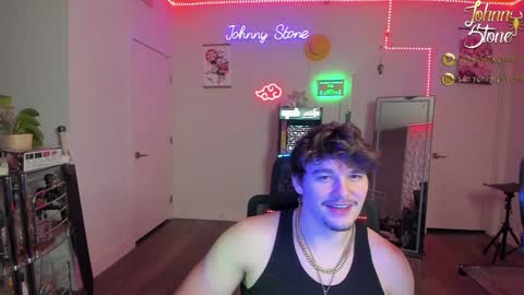 Snapshot of thejohnnystone chatting on January 8, 1:11 am Johnny Stone online show from January 8, 1:11 am