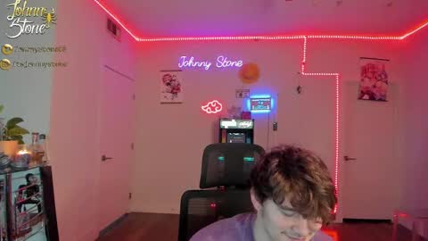 Snapshot of thejohnnystone chatting on February 22, 1:11 am Johnny Stone online show from February 22, 1:11 am