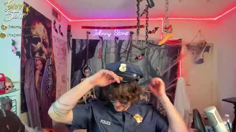 Snapshot of thejohnnystone chatting on October 21, 12:11 am Johnny Stone online show from October 21, 12:11 am