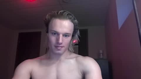 Snapshot of thelevimeyers chatting on February 23, 11:58 pm thelevimeyers online show from February 23, 11:58 pm