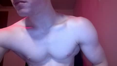 Snapshot of thelevimeyers chatting on December 13, 11:21 pm thelevimeyers online show from December 13, 11:21 pm