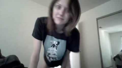 lovecreep online show from October 31, 7:59 pm