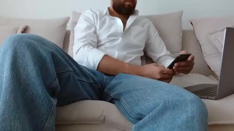 TheMonarchGoat online show from September 14, 7:51 am