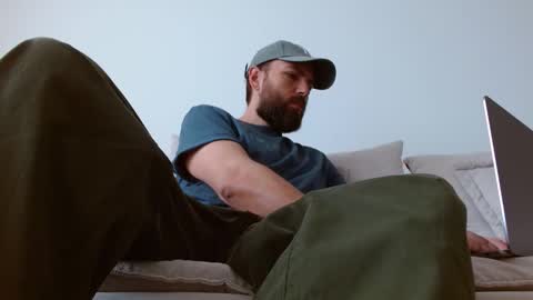 TheMonarchGoat online show from September 20, 6:47 am