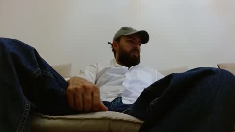 TheMonarchGoat online show from October 27, 8:24 pm