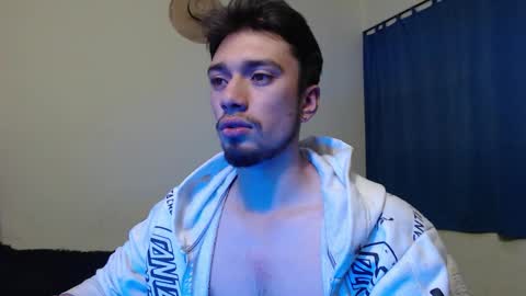 Theo online show from November 14, 4:28 pm