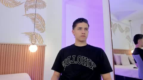  THEO- MATEO  online show from December 23, 12:30 pm