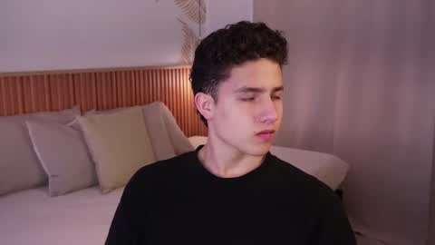  THEO- MATEO  online show from January 12, 1:27 pm