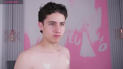  THEO- MATEO  online show from January 19, 4:46 pm