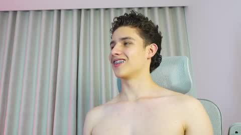  THEO- MATEO  online show from February 16, 9:15 am