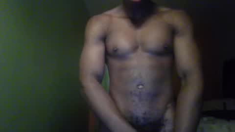 Snapshot of theoneishe chatting on December 18, 12:00 pm theone online show from December 18, 12:00 pm