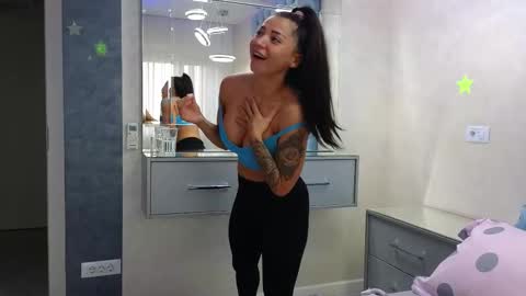 Theowonder online show from November 26, 6:14 am