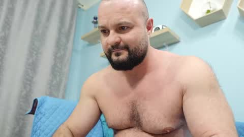 Chris online show from February 25, 2:22 pm