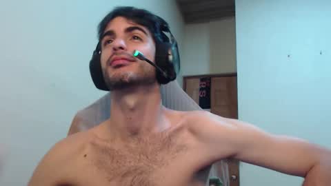 Santiago Enrique online show from November 16, 6:30 am