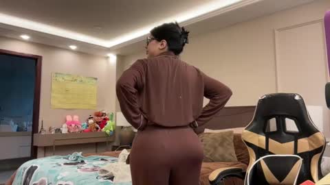 therealcamilabaddie online show from September 26, 8:02 pm