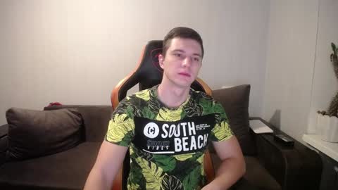 Nick   online show from December 15, 7:31 pm