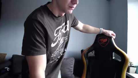 Nick   online show from October 15, 8:47 am