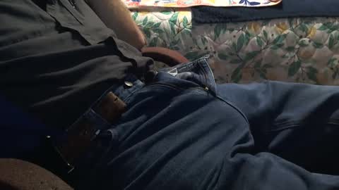 thetnguy online show from December 10, 11:08 pm