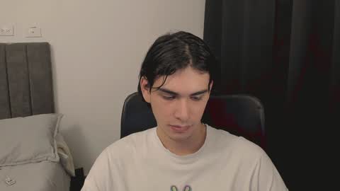 thiaan__ online show from December 11, 11:43 pm