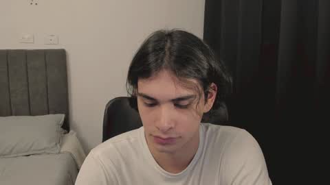 thiaan__ online show from December 22, 3:55 am